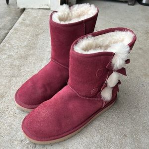 BARELY WORN KOOLABURRA BY UGG BOOTS - WOMEN'S, SIZE 8 (US)
